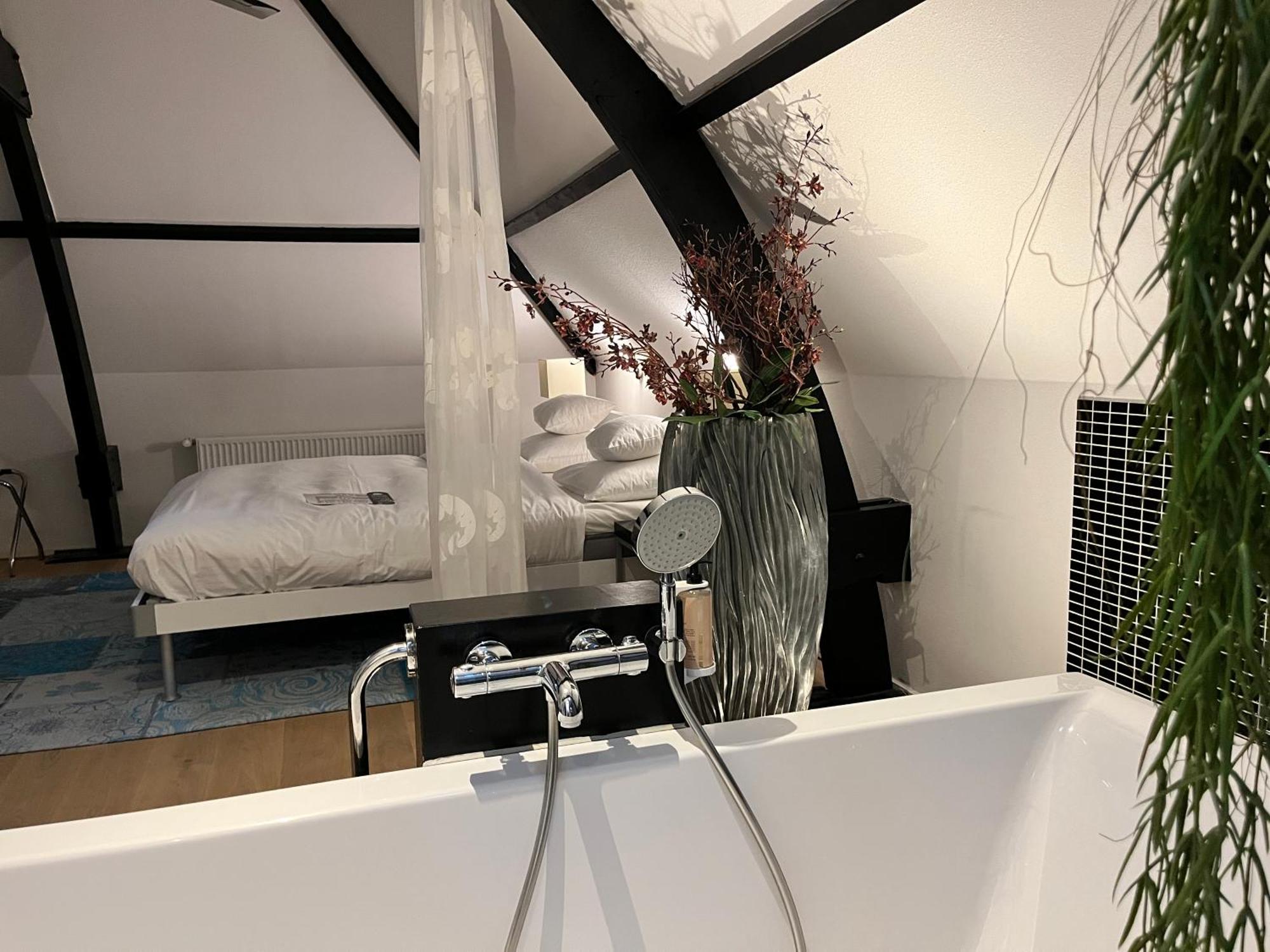 Hotel Villa Ruimzicht 도에틴쳄 외부 사진